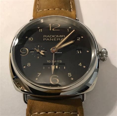 panerai radiomir dial.